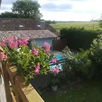 Les Arums De Fondeminjean Vertheuil-en-Medoc
