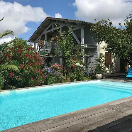 Homestay Les Arums De Fondeminjean
